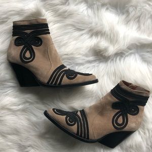 Jeffrey Campbell Gatin Suede Western Boot